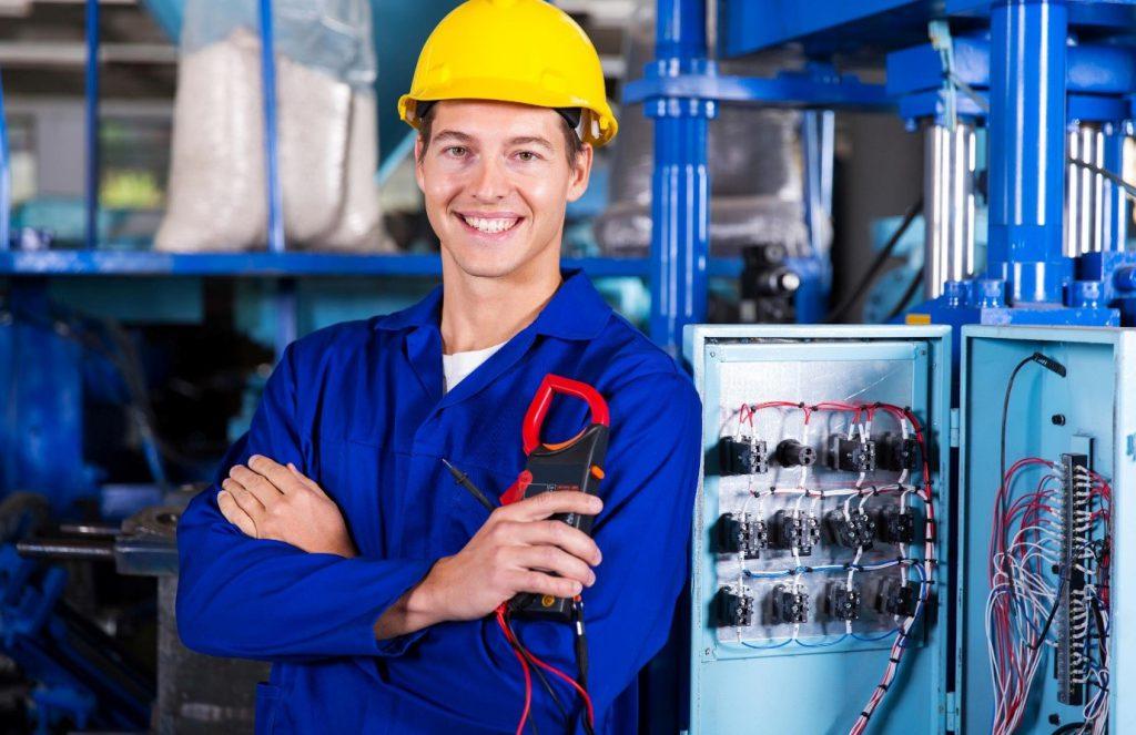 How to Choose the Best Electrician in Pasadena