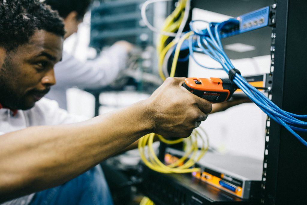Data cable installation - Contact Phase Electric.