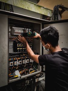 Professional commercial electricians in Los Angeles - Consult Phase Electric.